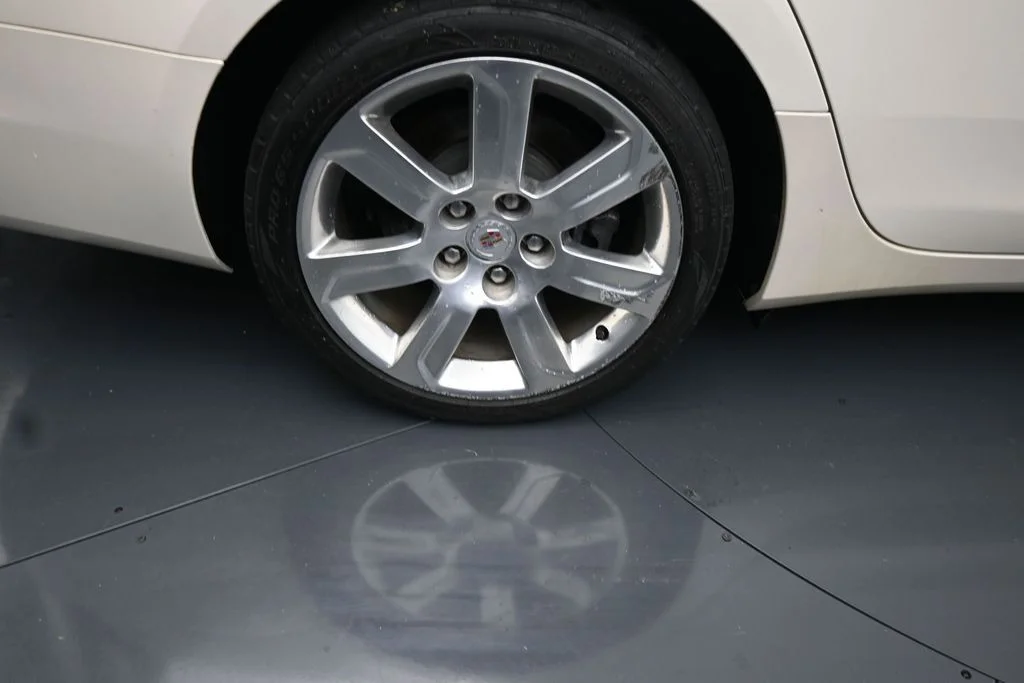 Used 2014 White Cadillac 3.6L Performance image 9