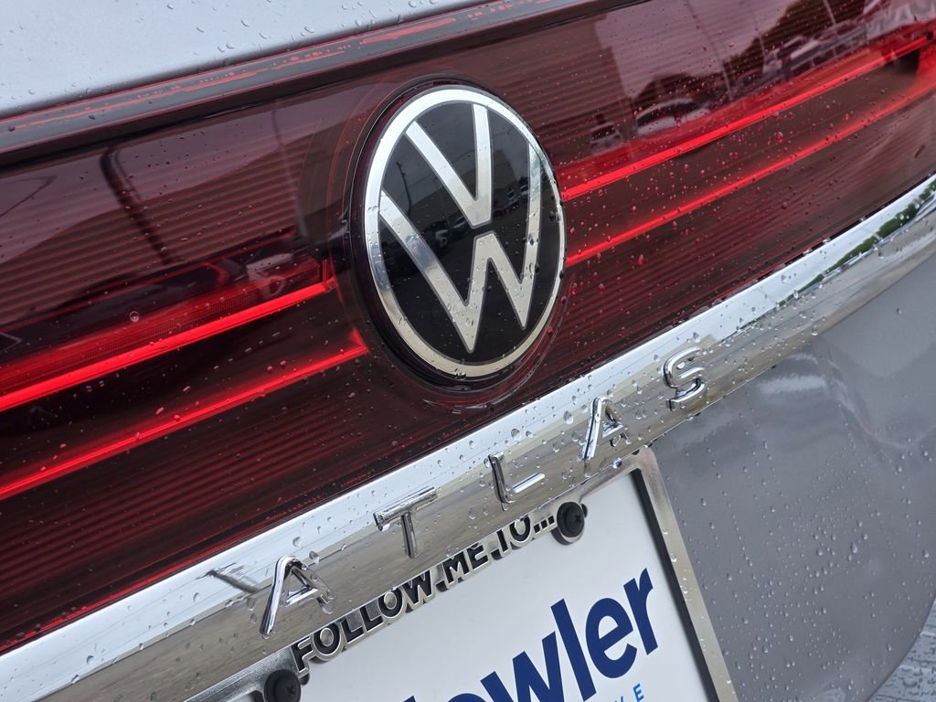 2026 Volkswagen Atlas SE w/Tech - Photo 7