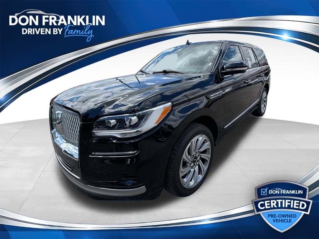 Used 2024 Black Lincoln Reserve image 1