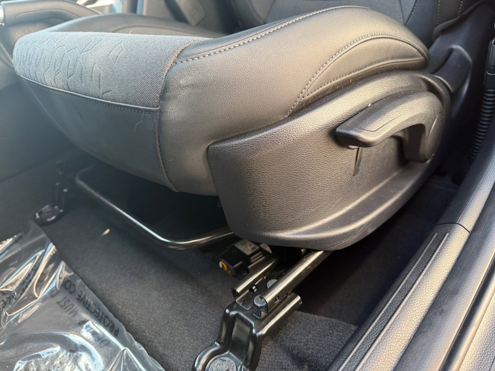 Certified Used 2024 Gravity Gray Kia X-Line image 9