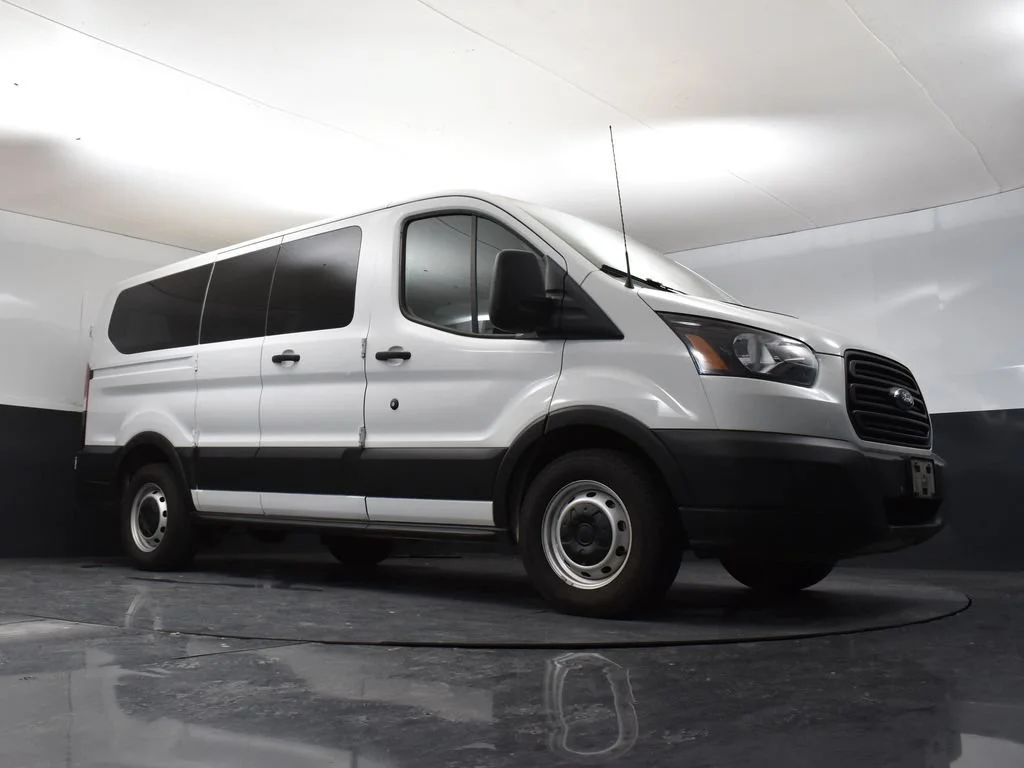 Certified Used 2019 White Ford XL image 7