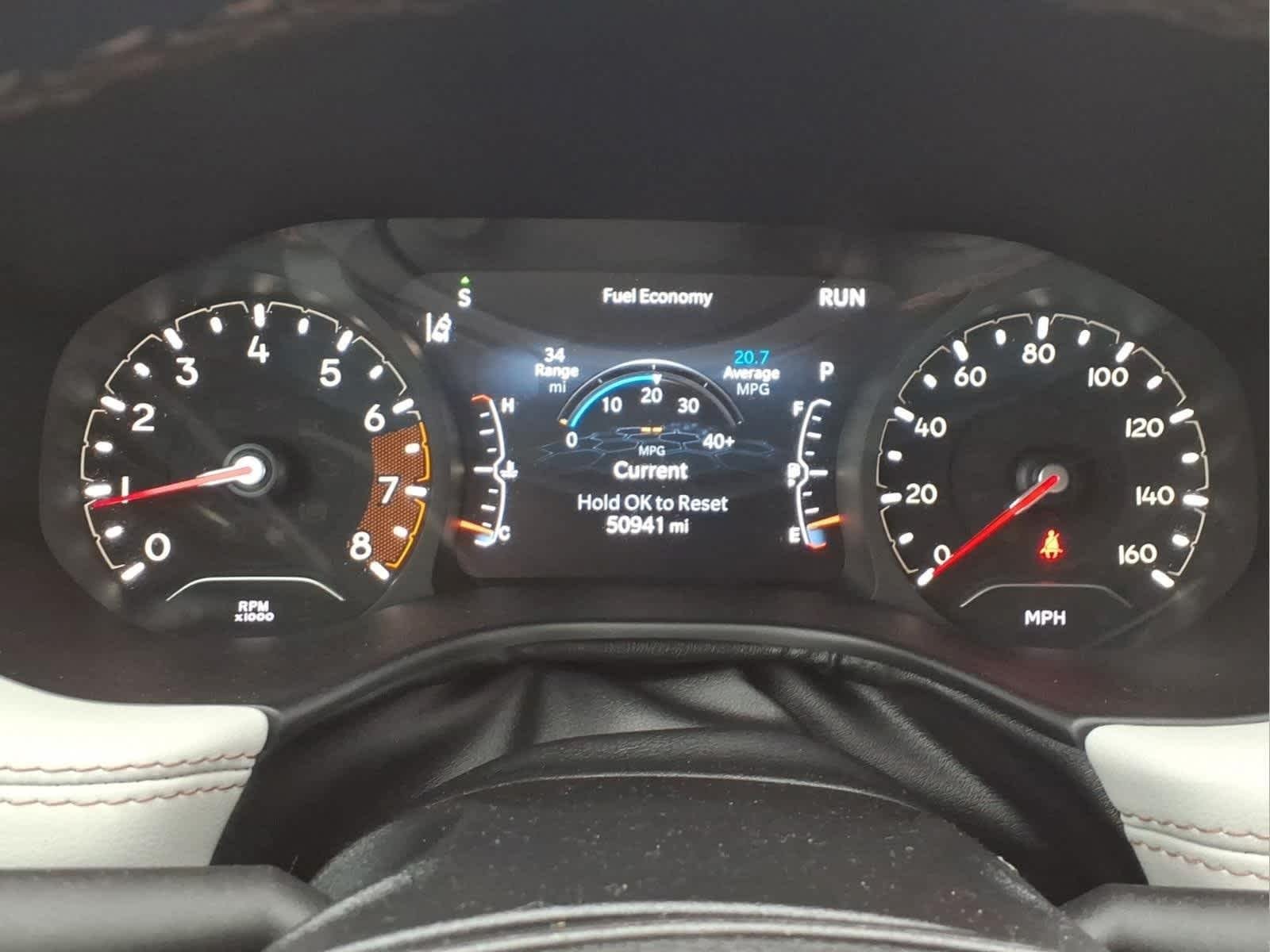 Used 2022 Velvet Red Pearlcoat Jeep Limited image 19