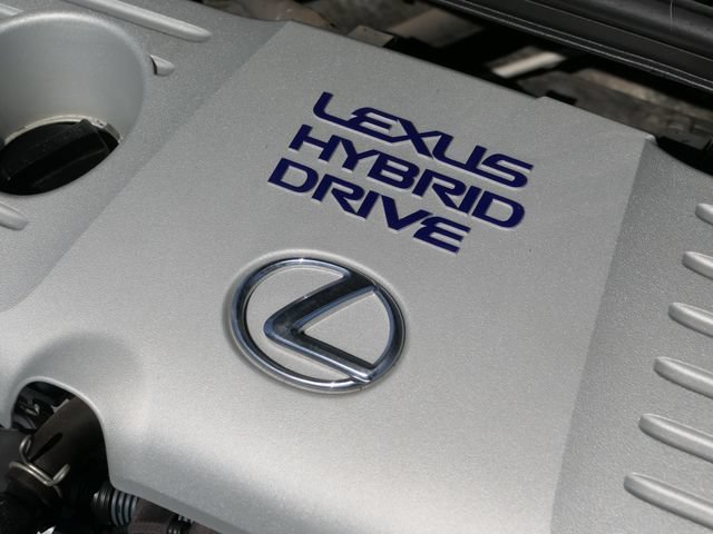 Used 2015  Lexus Hybrid image 31