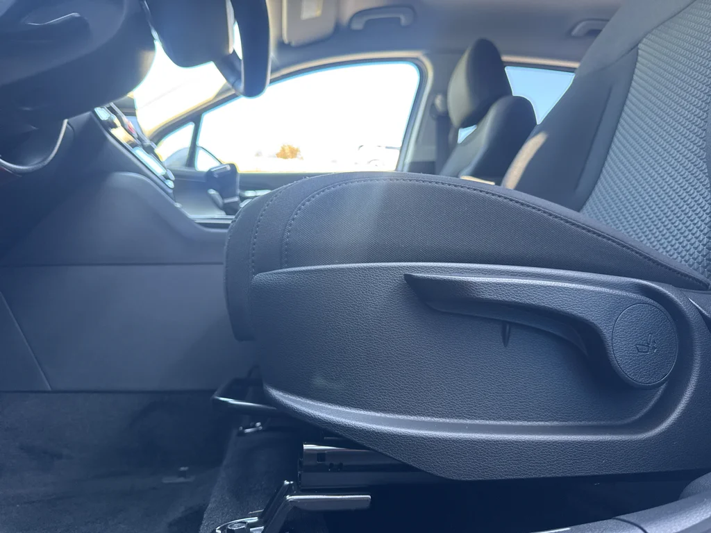 New 2026 Steel Gray Kia LX image 14