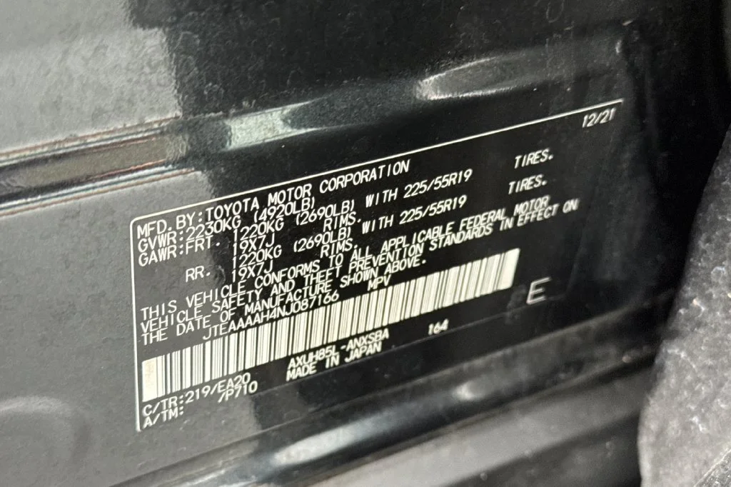 2022 Toyota Venza Limited - Photo 28