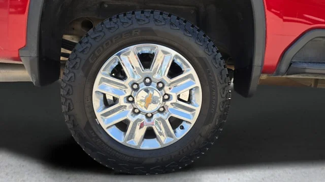 Used 2024 Radiant Red Tintcoat Chevrolet High Country image 58