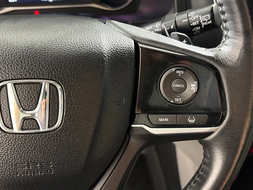 Used 2019 Blue Honda Touring image 35