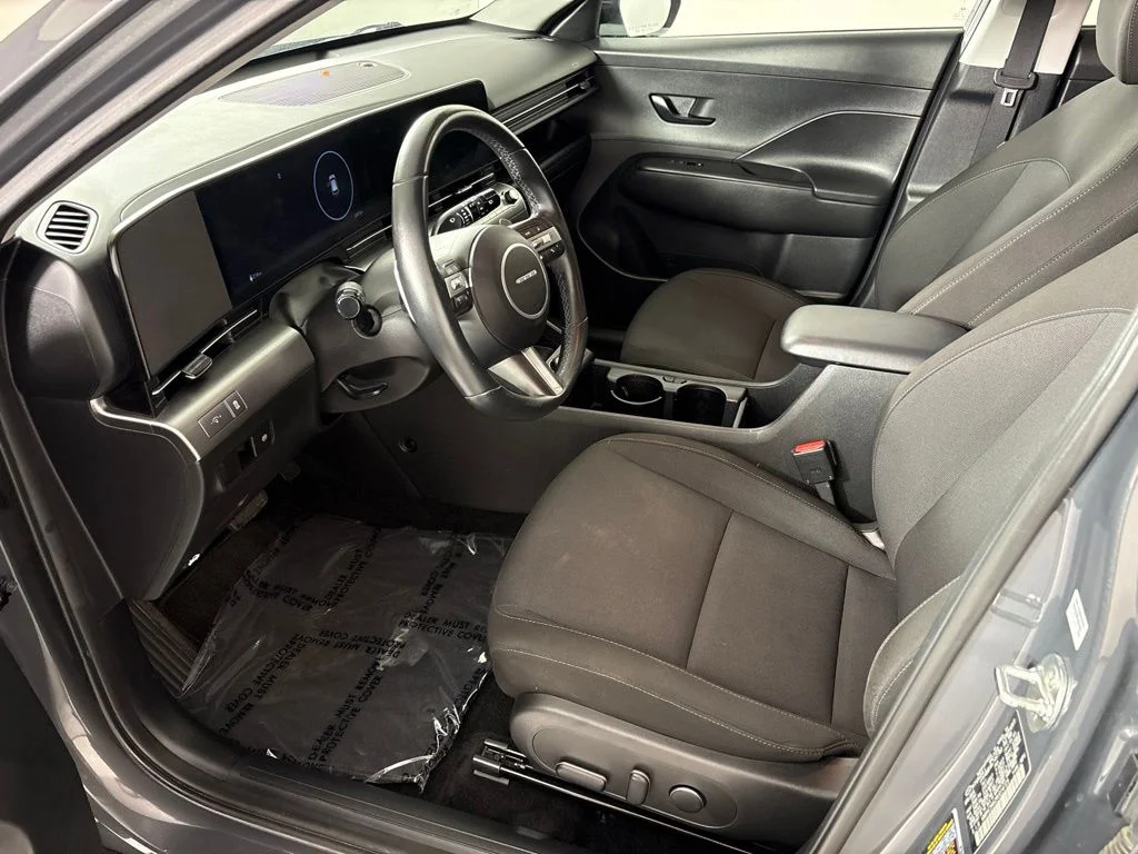 Used 2024 Gray Hyundai SEL image 25