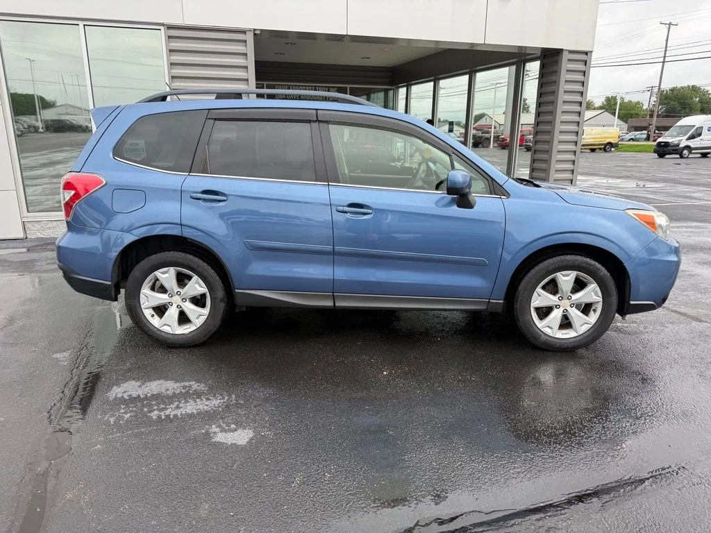 Used 2015 Blue Subaru 2.5i Limited image 3