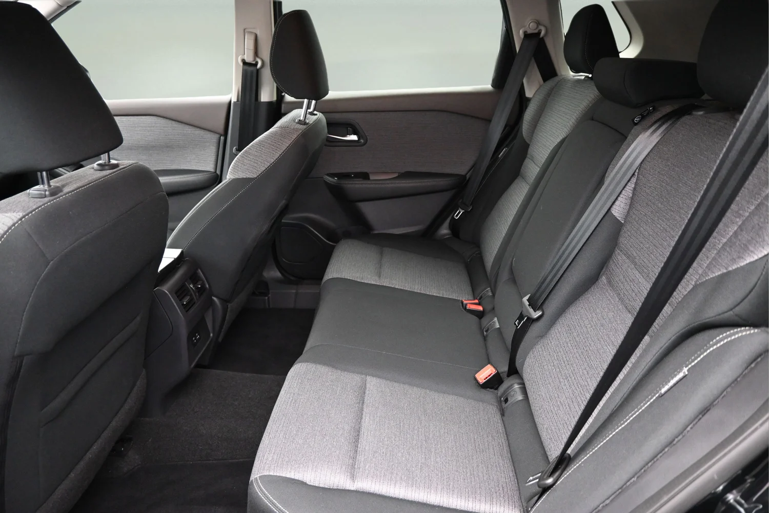 Used 2021 Black Nissan SV image 13
