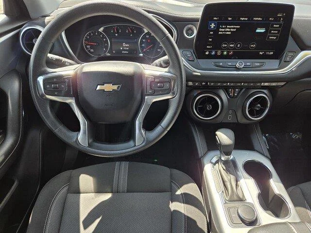 Used 2024 BLACK CHEVROLET 2LT image 21