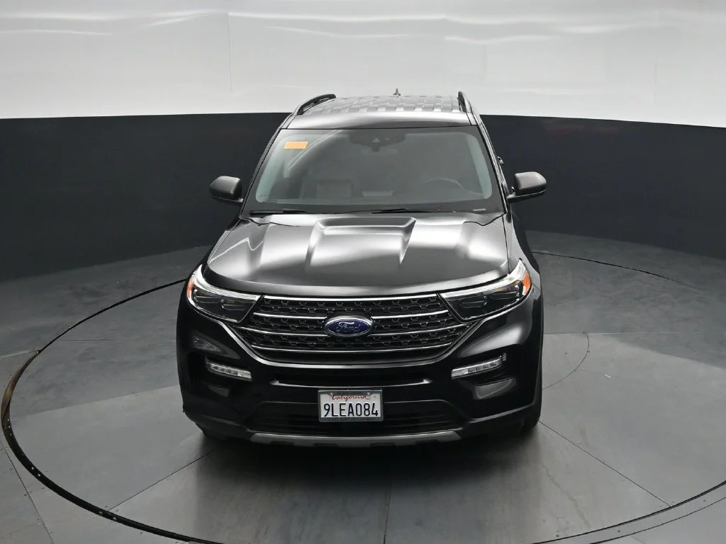Certified Used 2023 Black Ford XLT image 36