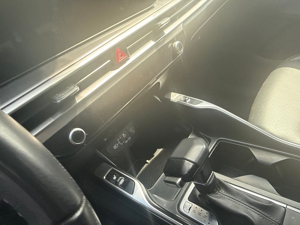 Used 2024 Black Kia S image 15