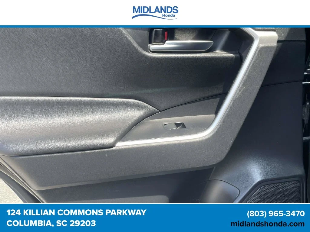 Used 2021 Midnight Black Metallic Toyota XLE image 12
