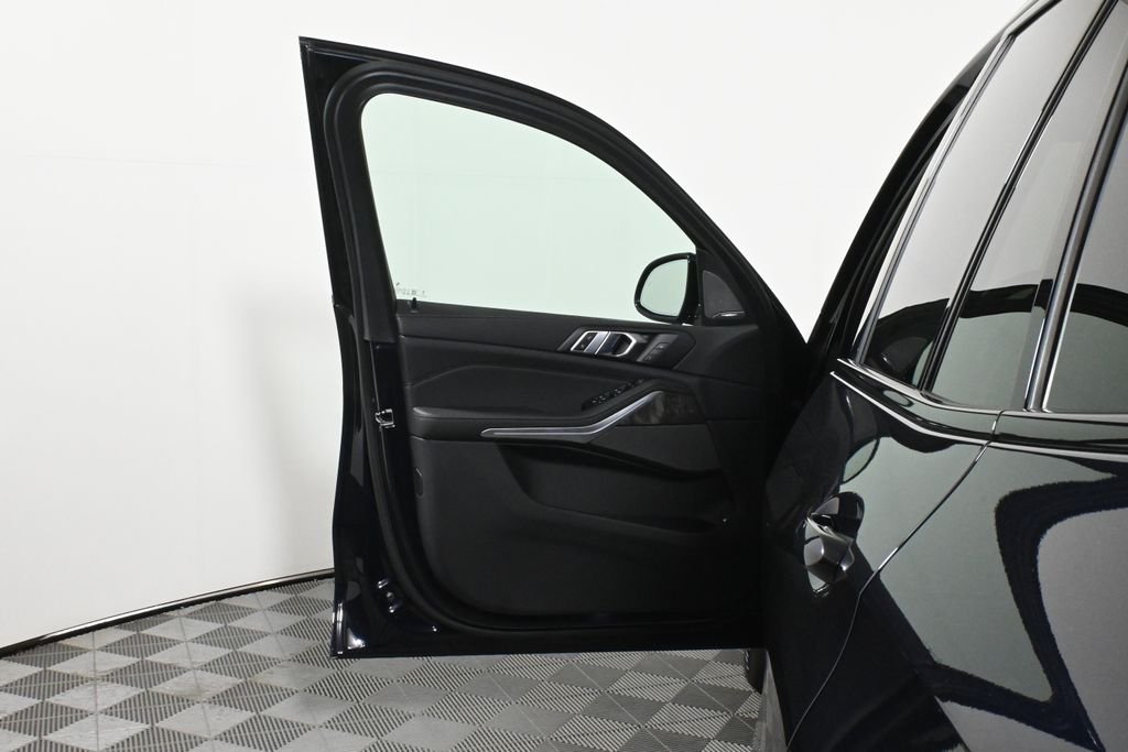 Certified Used 2026 Carbon Black Metallic BMW xDrive50e image 30