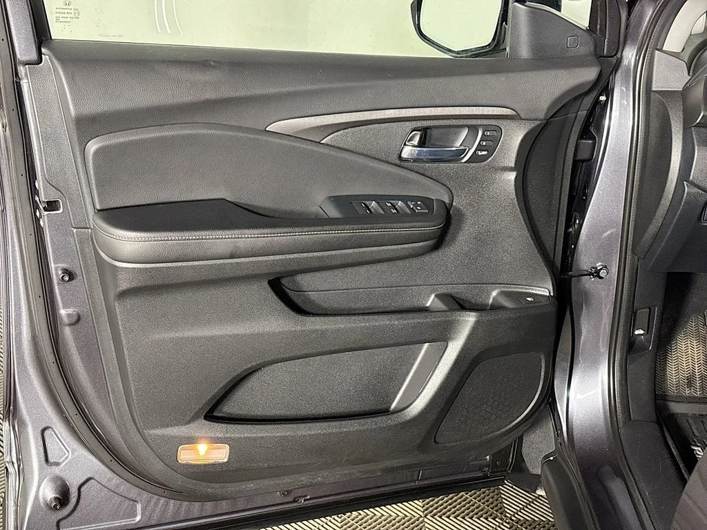 Used 2023 Gray Honda RTL-E image 10