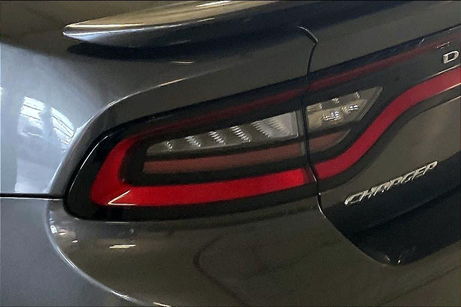 Used 2023 Granite Pearlcoat Dodge R/T image 26