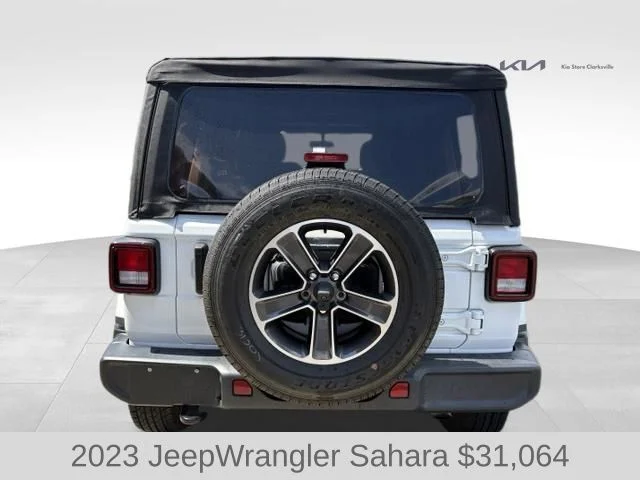 Used 2023 White Jeep Sahara image 7