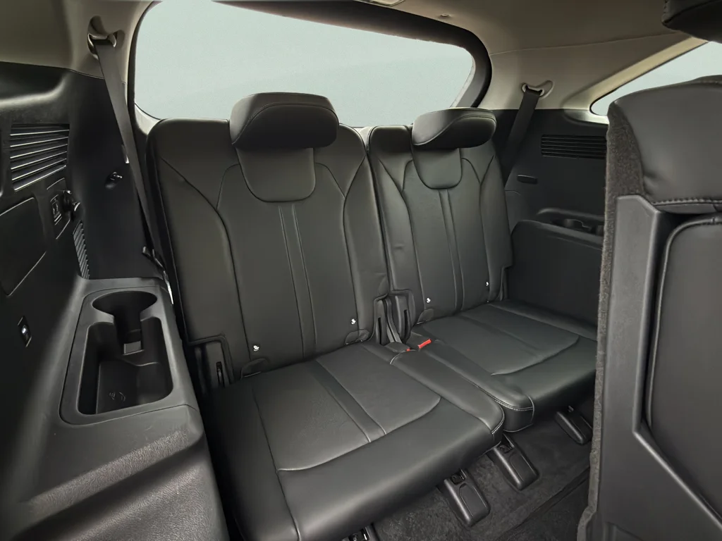 Used 2026 Ebony Black Kia EX image 31