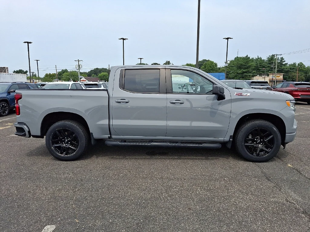 Used 2024 Slate Gray Metallic Chevrolet RST image 13