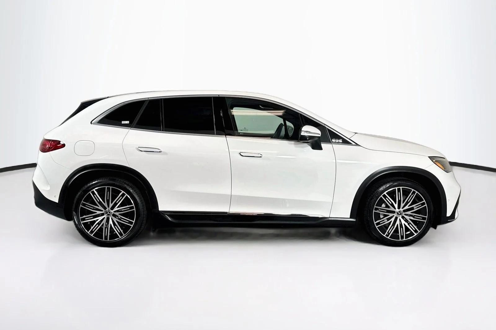 Used 2024 Polar White Mercedes-Benz EQE 350+ image 4