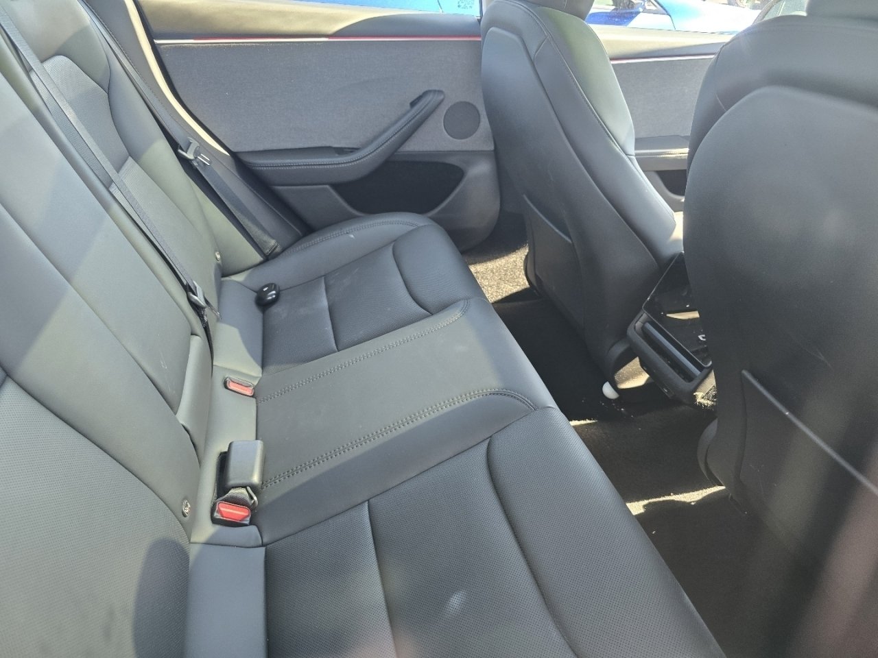 Used 2025  Tesla Long Range image 10