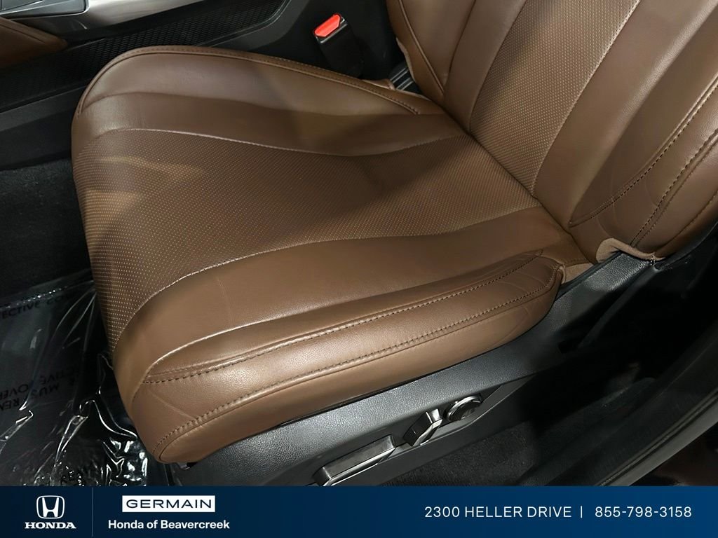 Used 2023 Majestic Black Pearl Acura Technology image 19