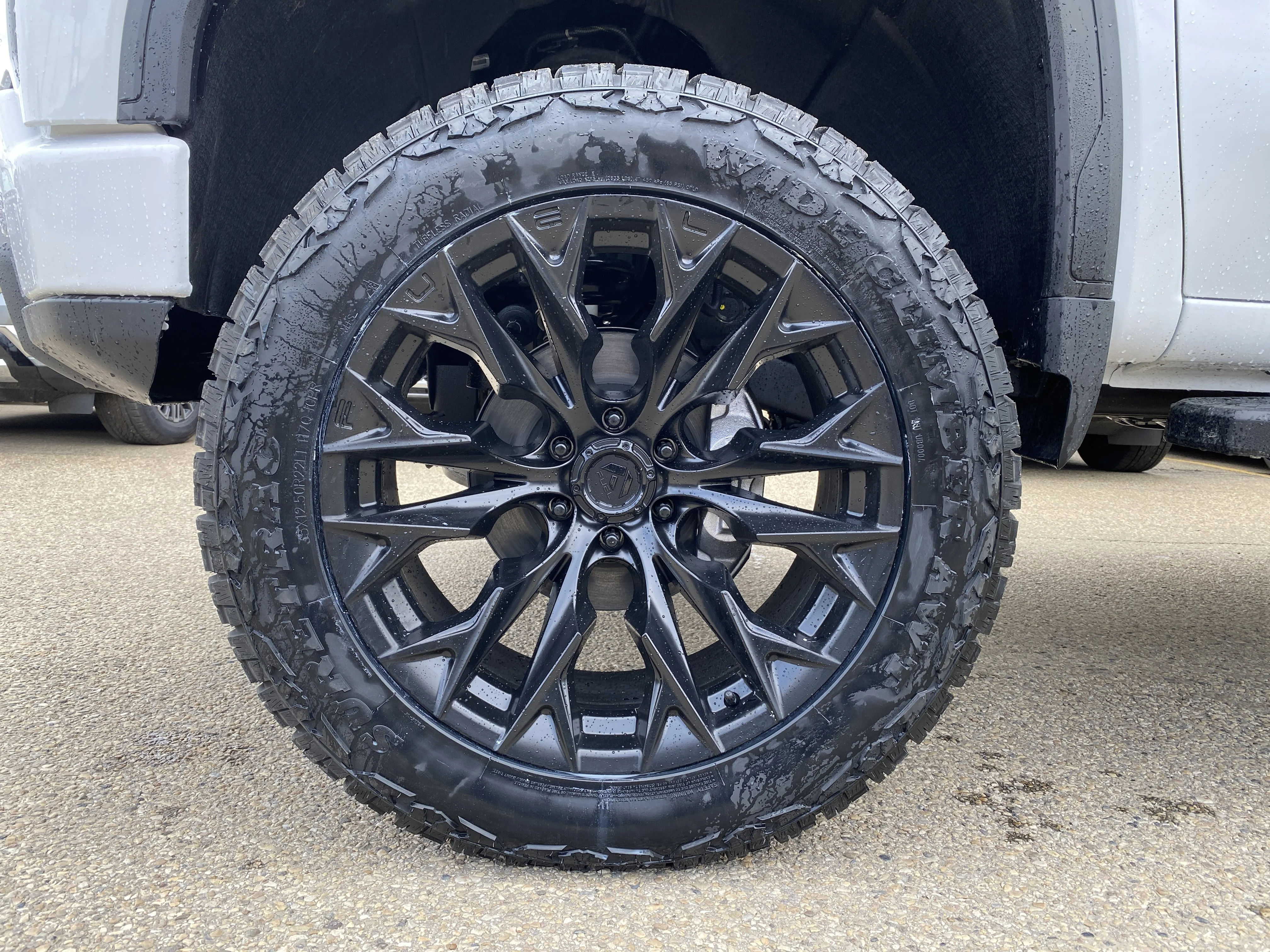 New 2026 Summit White GMC Elevation image 13