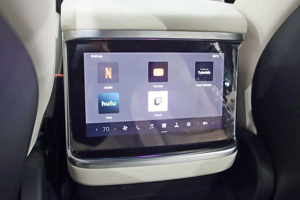 2022 Tesla Model X Base