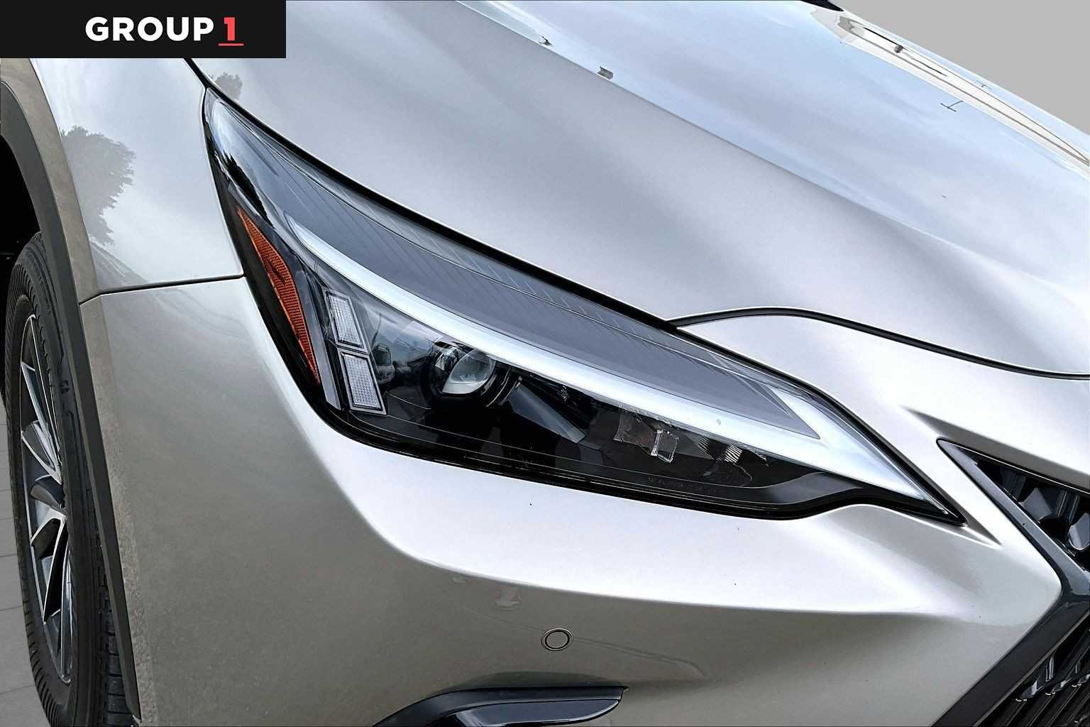 Used 2025 Atomic Silver Lexus Premium image 25
