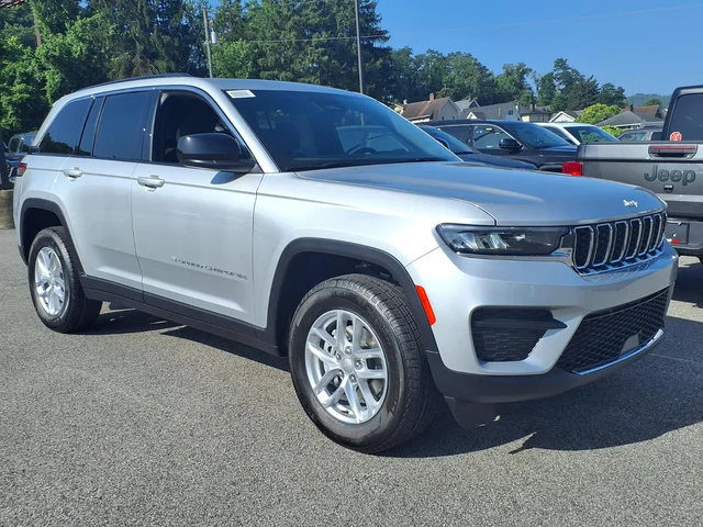 2026 Jeep Grand Cherokee Laredo X