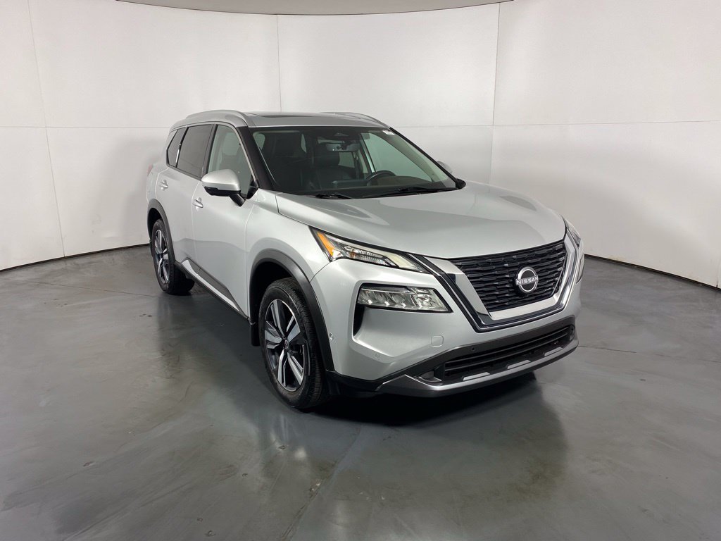 2023 Nissan Rogue SL - Photo 2
