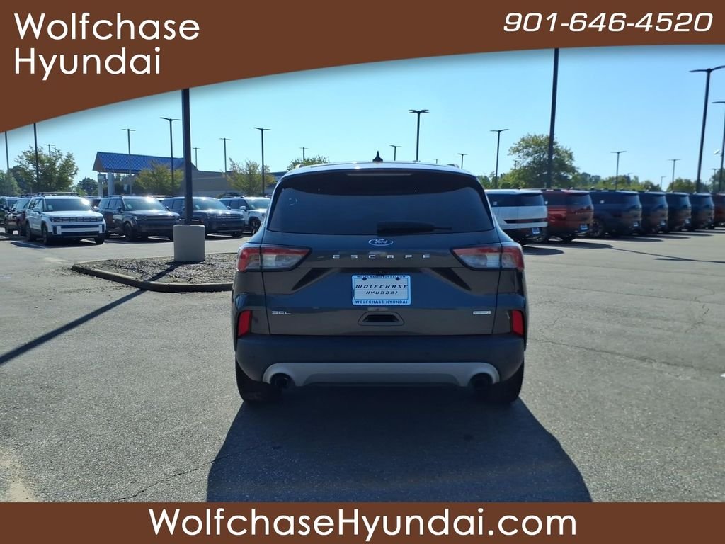 Used 2020 Gray Ford SEL image 4