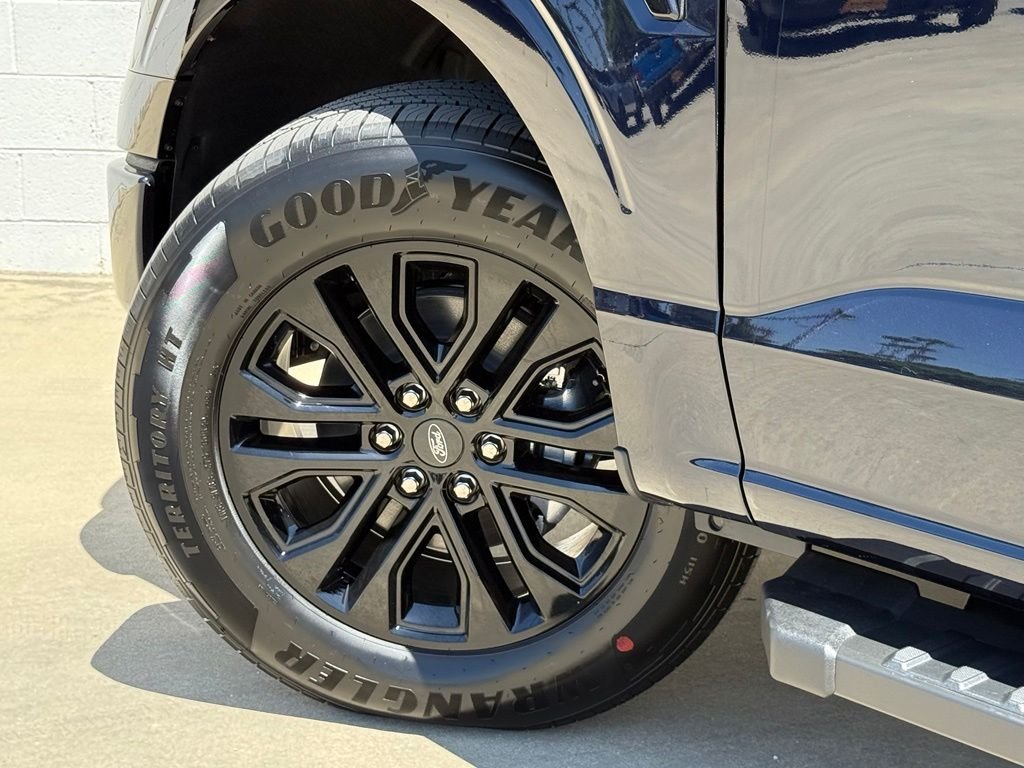 New 2026 Antimatter Blue Metallic Ford XLT image 18