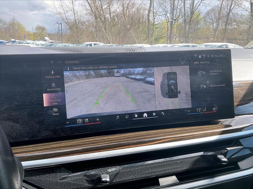 Used 2024 Green BMW xDrive40i image 20