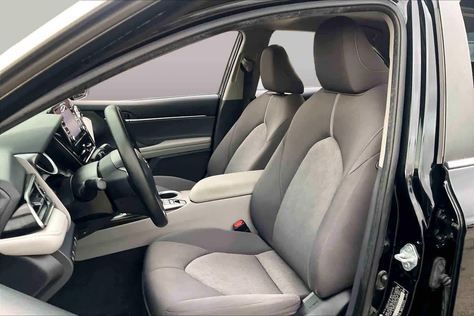 Used 2022 Midnight Black Metallic Toyota Hybrid LE image 8