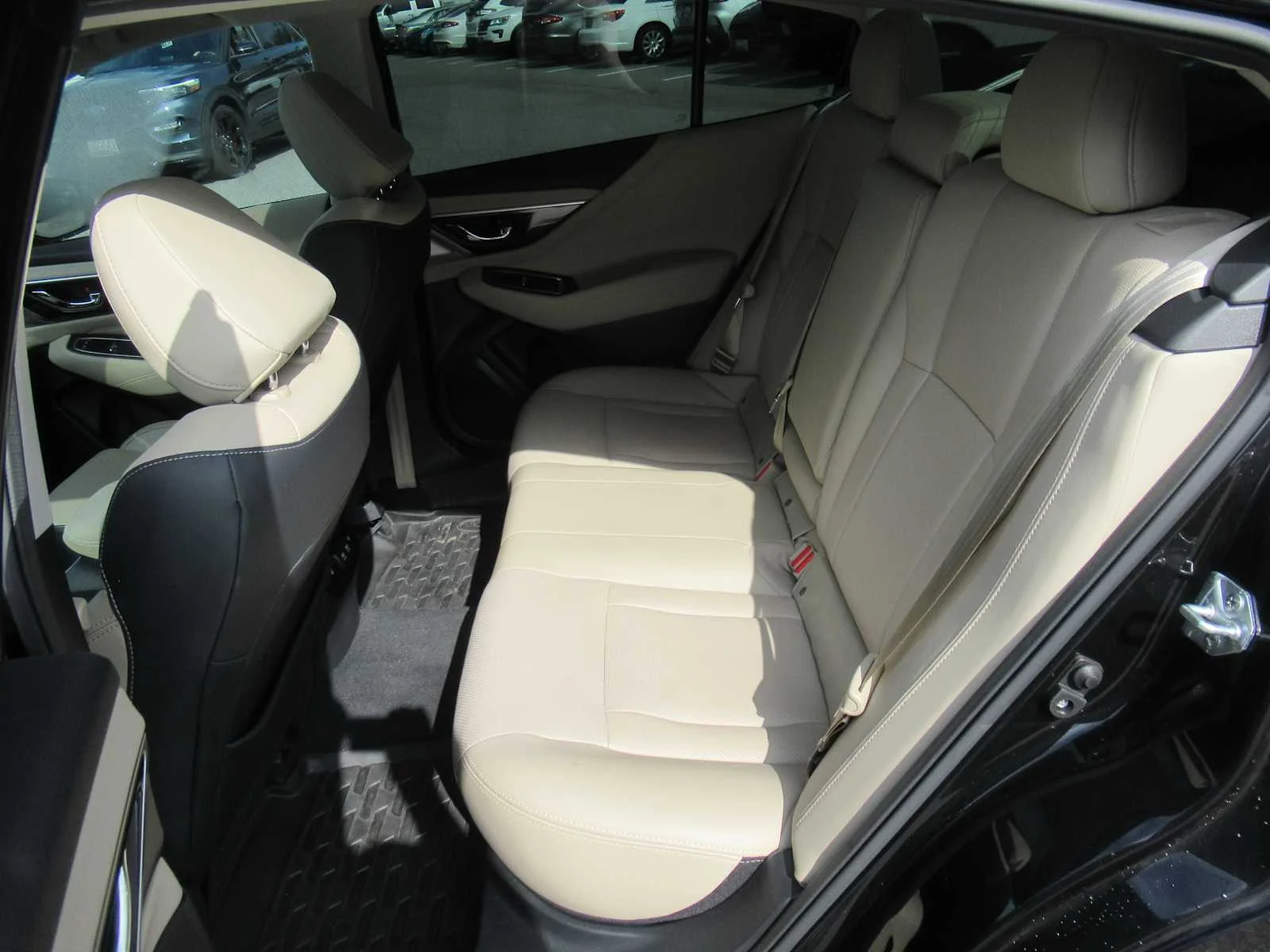 Used 2022 Crystal Black Silica Subaru Limited image 20