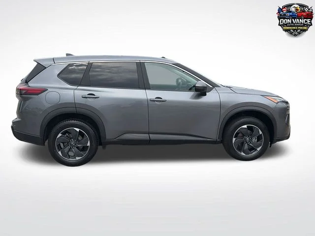 Used 2025 Gray Nissan SV image 6