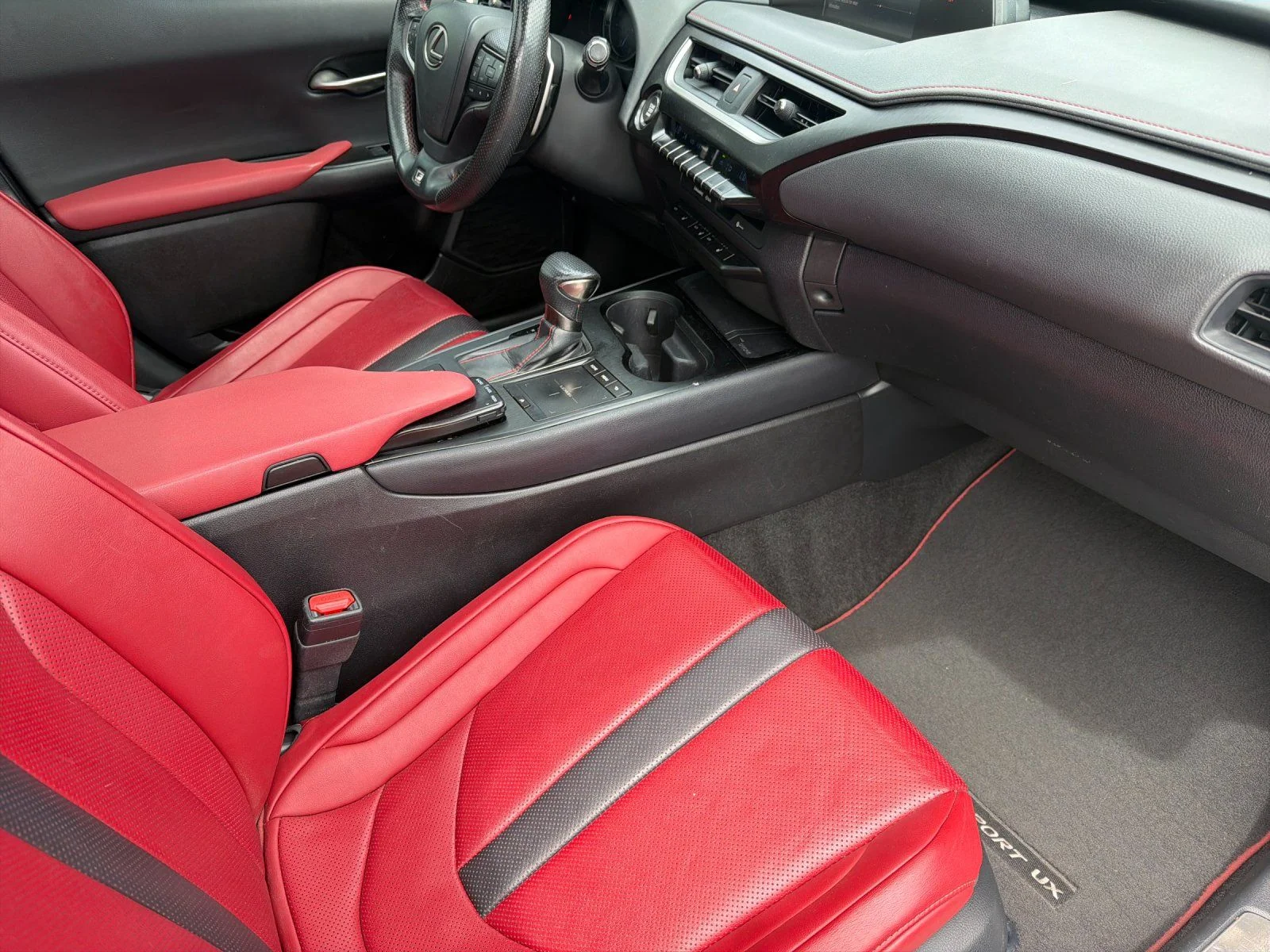 Used 2019 White Lexus 200 F SPORT image 17