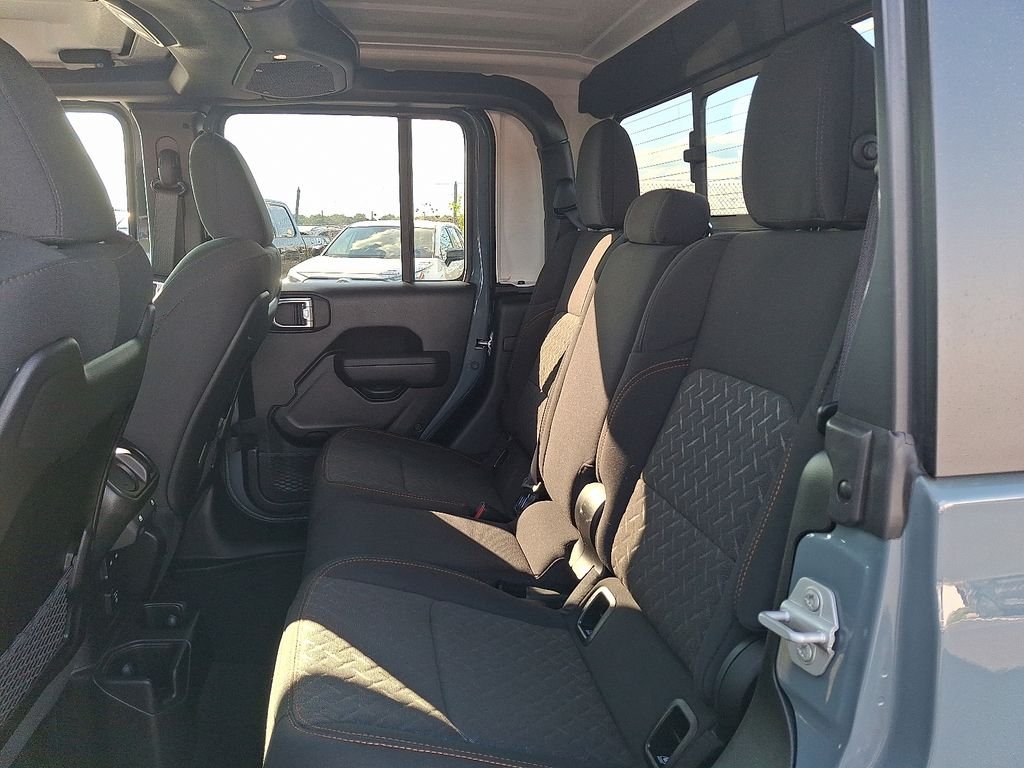 Used 2026 Gray Jeep Mojave image 11