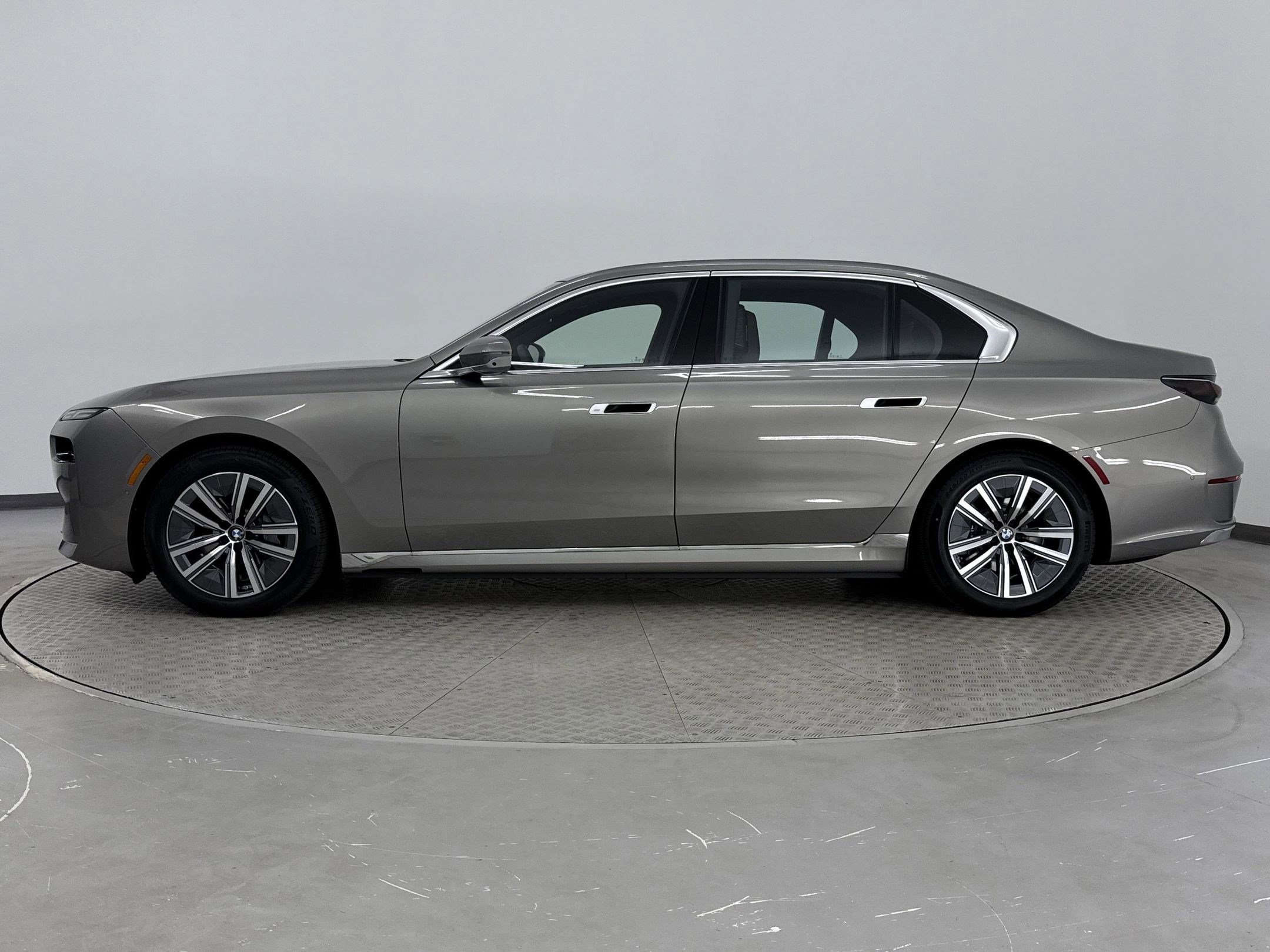 Used 2025 BMW i7 60 with VIN WBY53EJ06SCU52768 for sale in Montgomery, AL