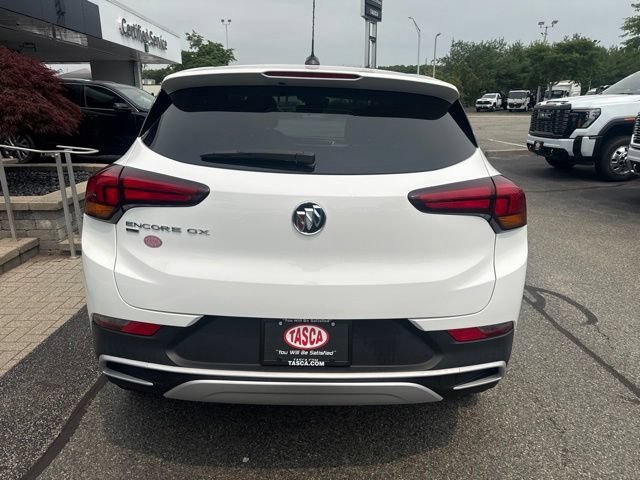 Used 2023 Summit White Buick Preferred image 6