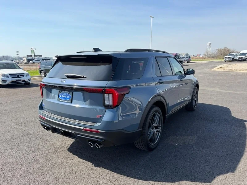 New 2026 Vapor Blue Metallic Ford ST image 5