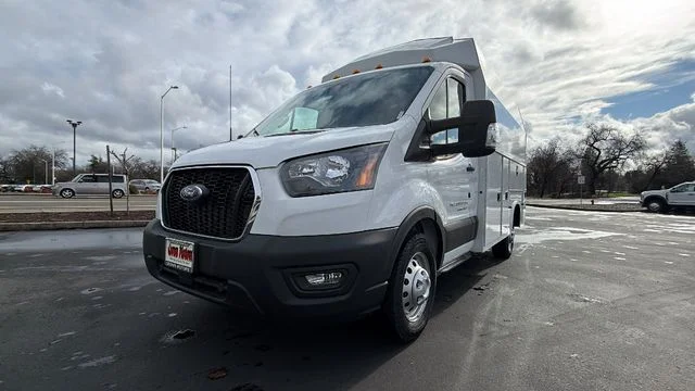 2024 Ford Transit Cutaway Base - Photo 9