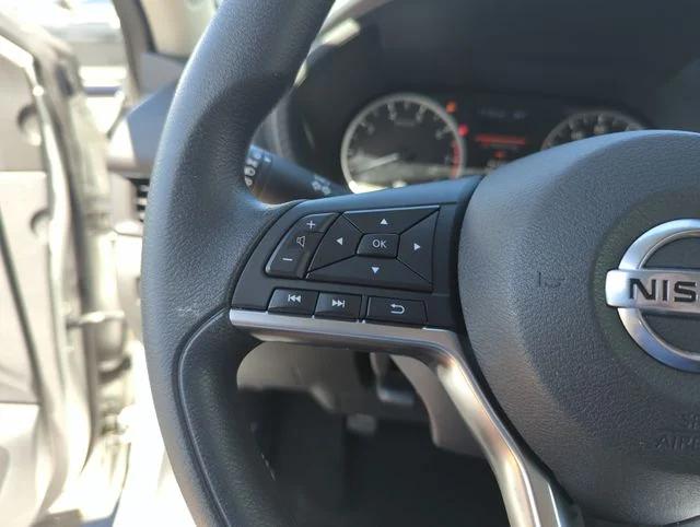 Used 2023 Silver Nissan S image 39