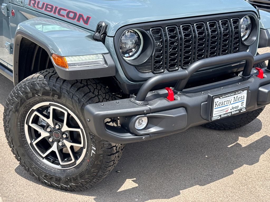 New 2026 Anvil Clear-Coat Exterior Paint Jeep Rubicon image 6