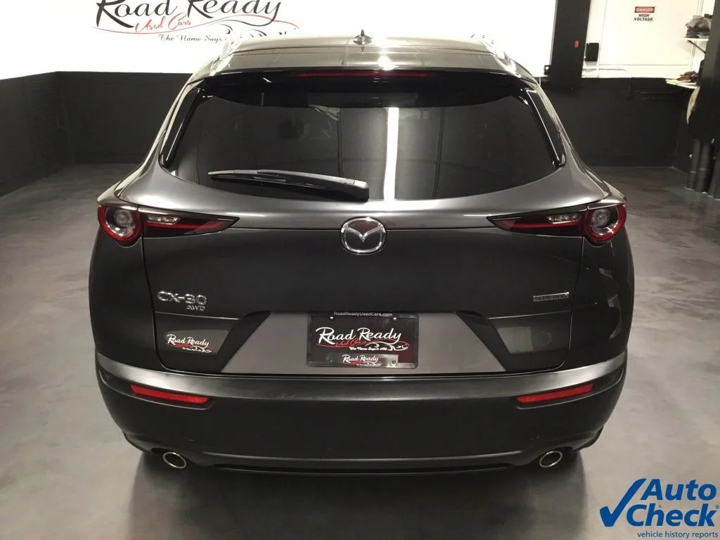 Used 2021 Gray Mazda Premium image 9