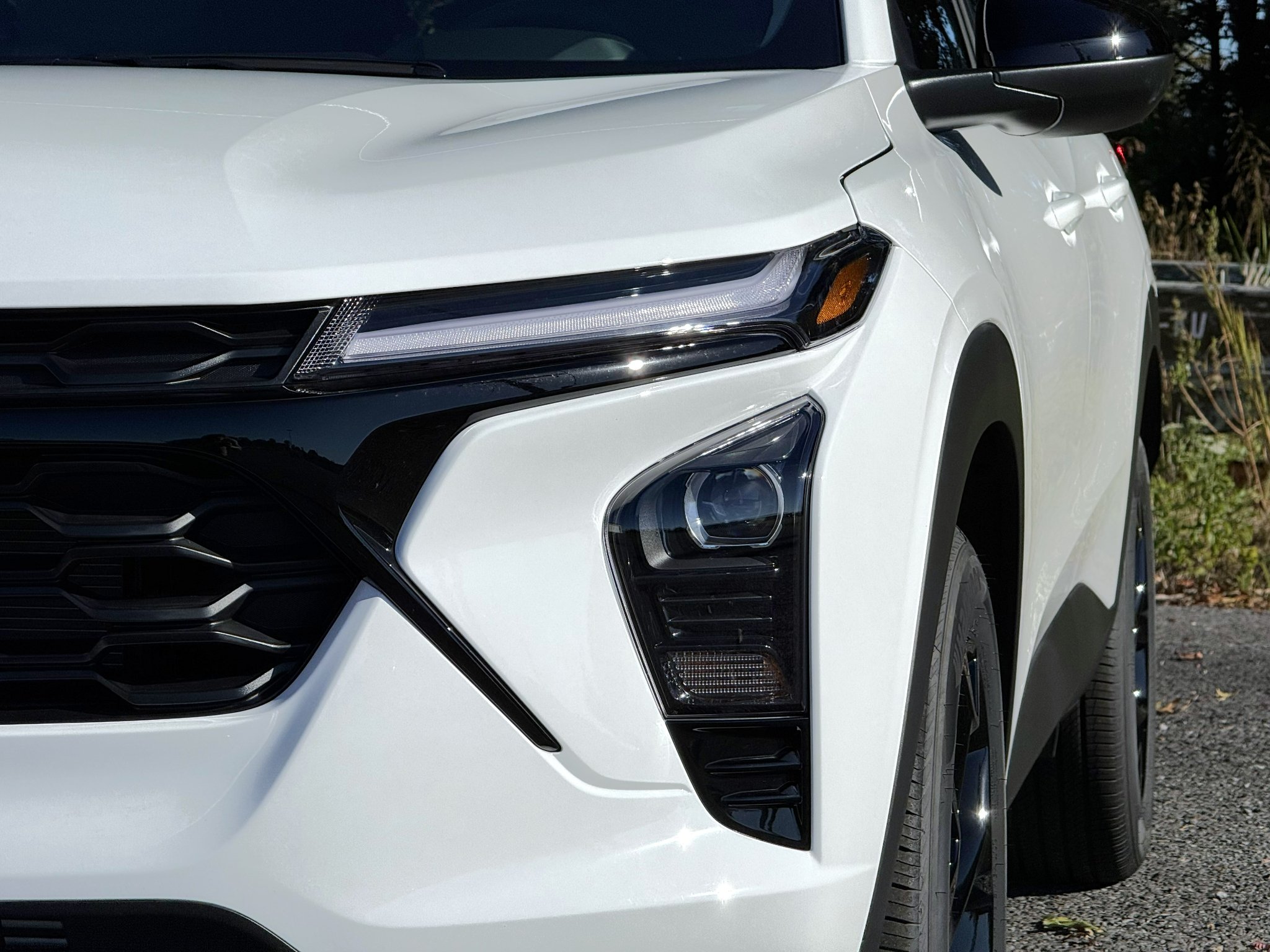 New 2026 Summit White Chevrolet LT image 13