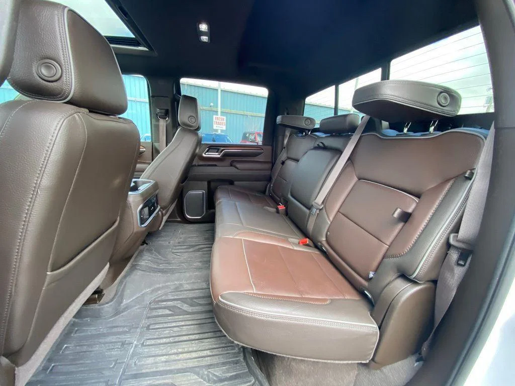 Used 2024 Summit White GMC Denali image 21