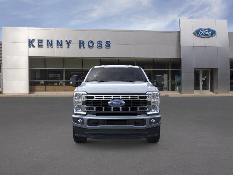 2025 Ford F-350 Super Duty XLT - Photo 8